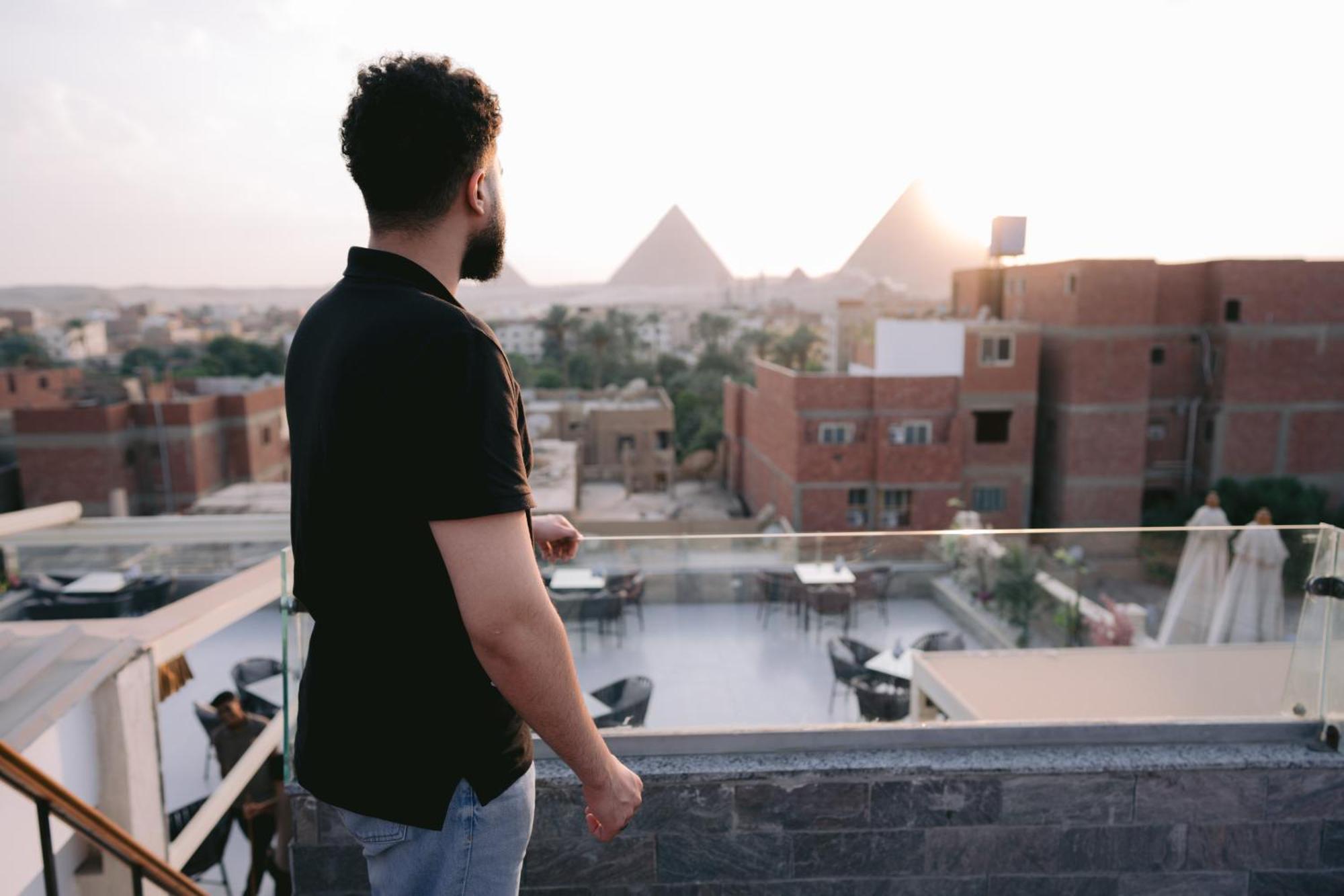 Tuya Pyramids Inn Kafrat al Jabal Exterior photo