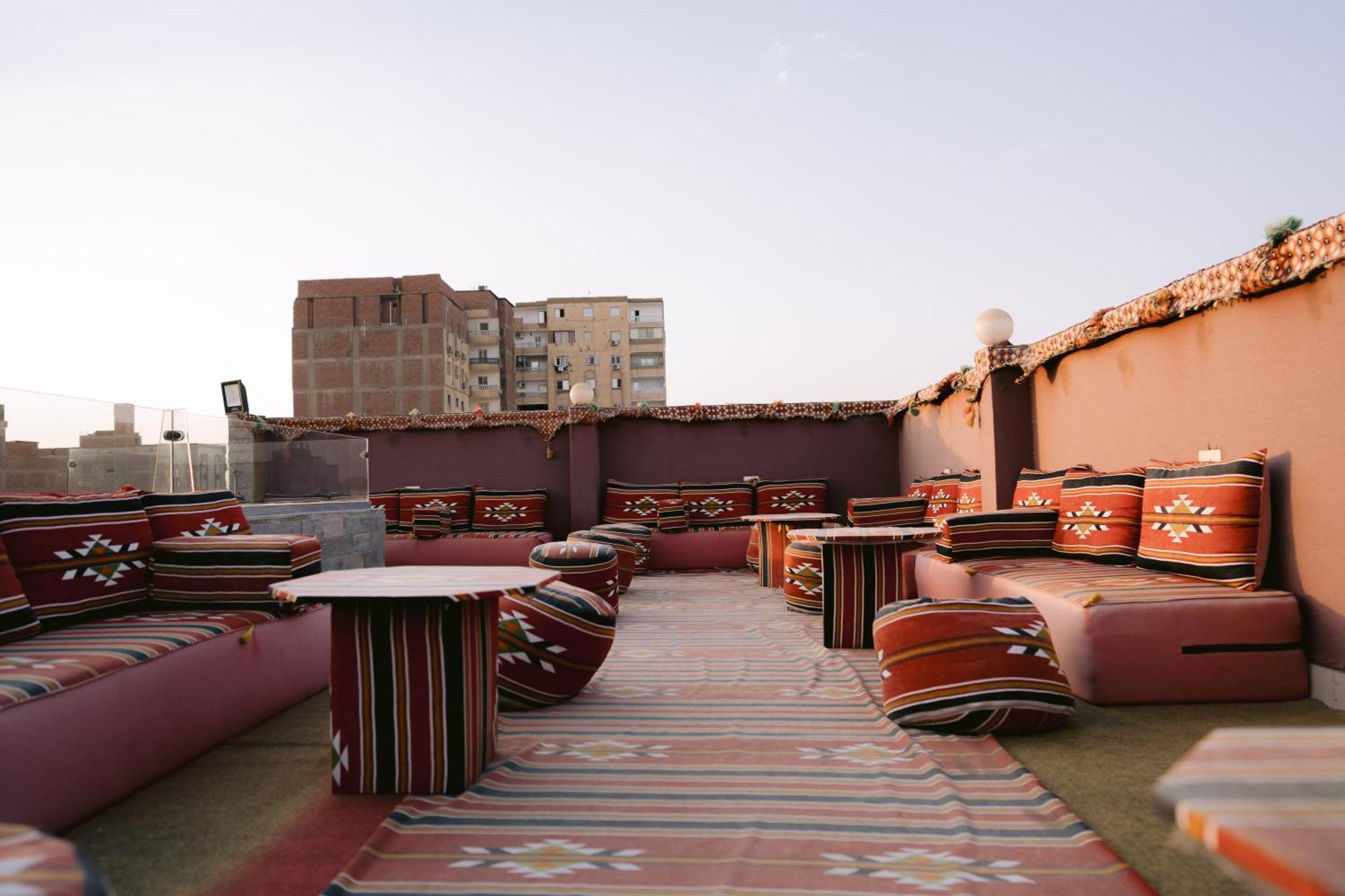 Tuya Pyramids Inn Kafrat al Jabal Exterior photo