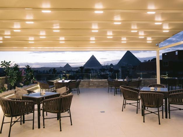 Tuya Pyramids Inn Kafrat al Jabal Exterior photo